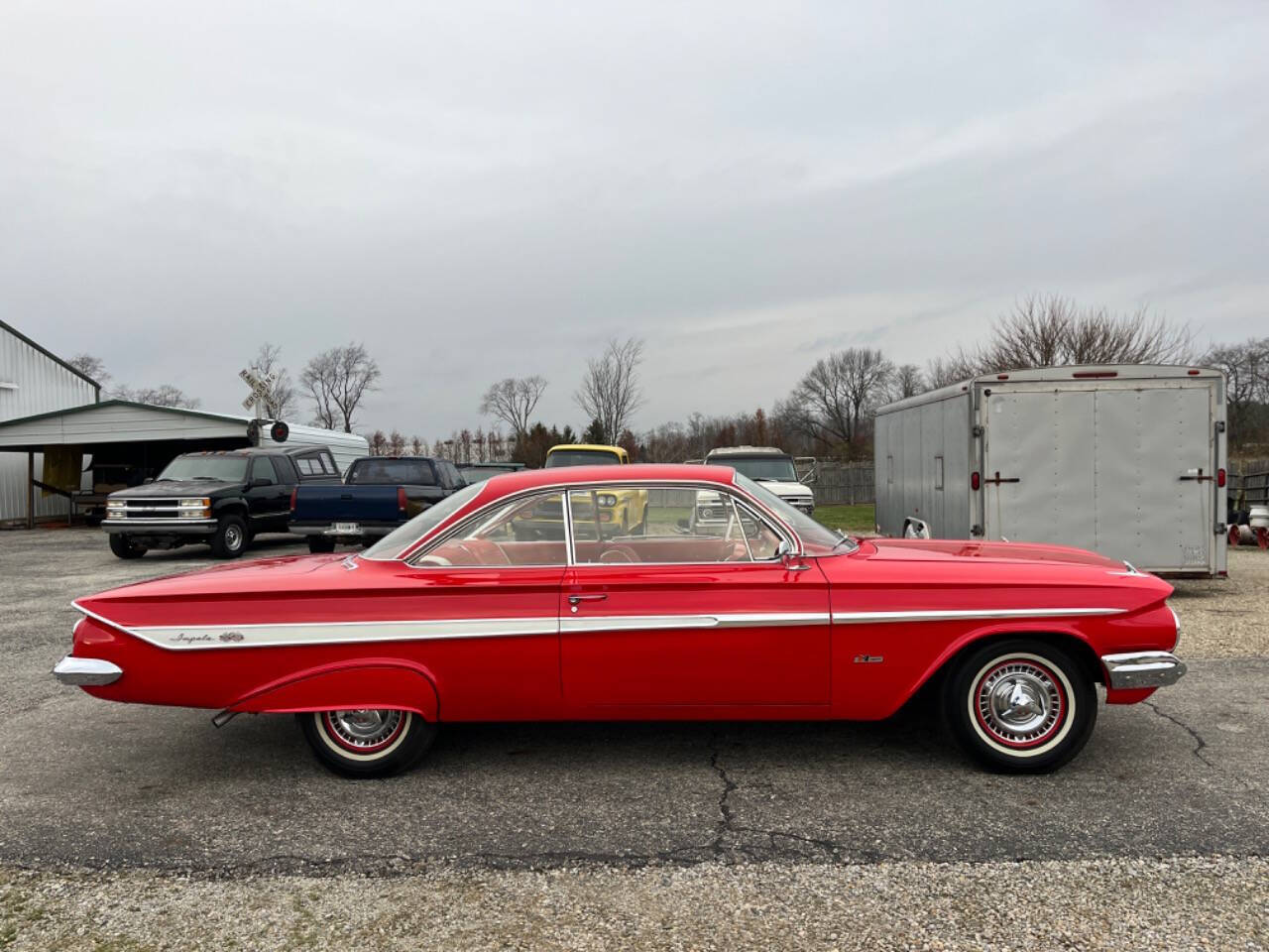 Chevrolet-Impala-Coupe-1961-3