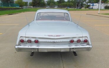 Chevrolet-Impala-Coupe-1962-13