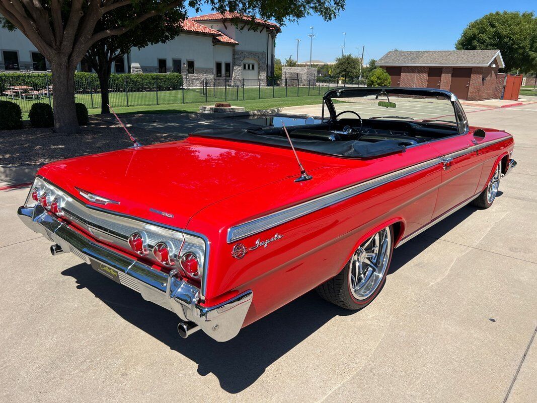 Chevrolet-Impala-Coupe-1962-19