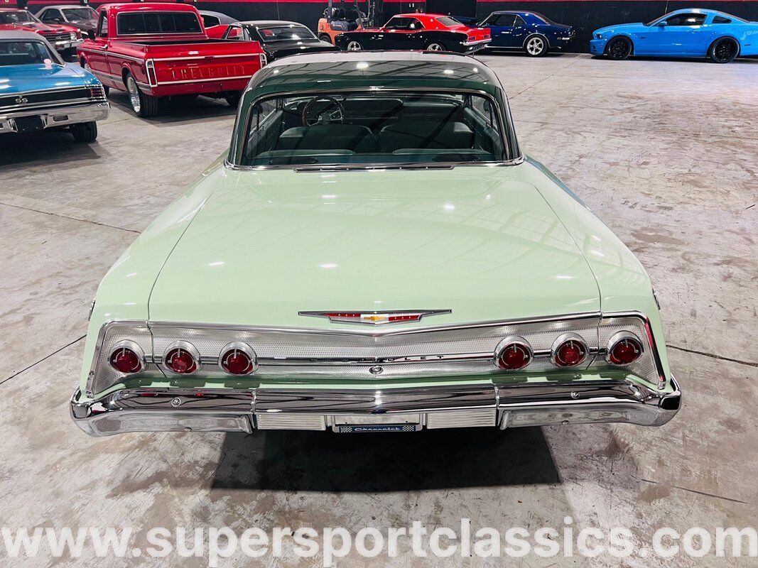 Chevrolet-Impala-Coupe-1962-5