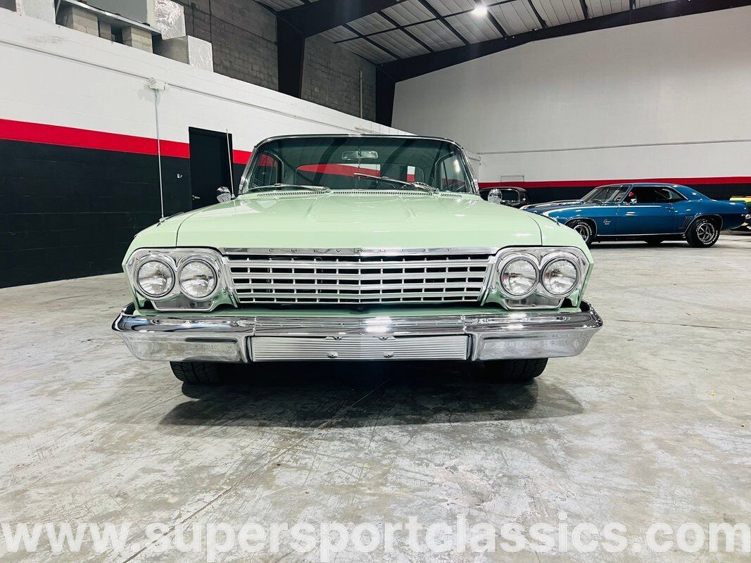 Chevrolet-Impala-Coupe-1962-8