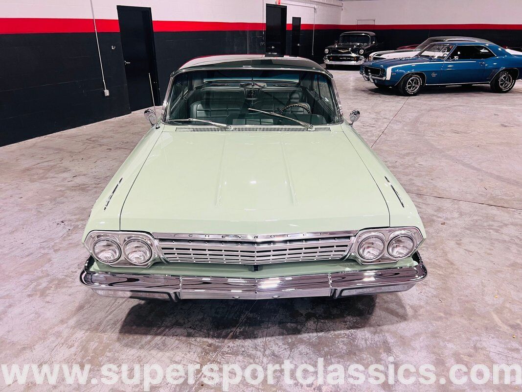 Chevrolet-Impala-Coupe-1962-9