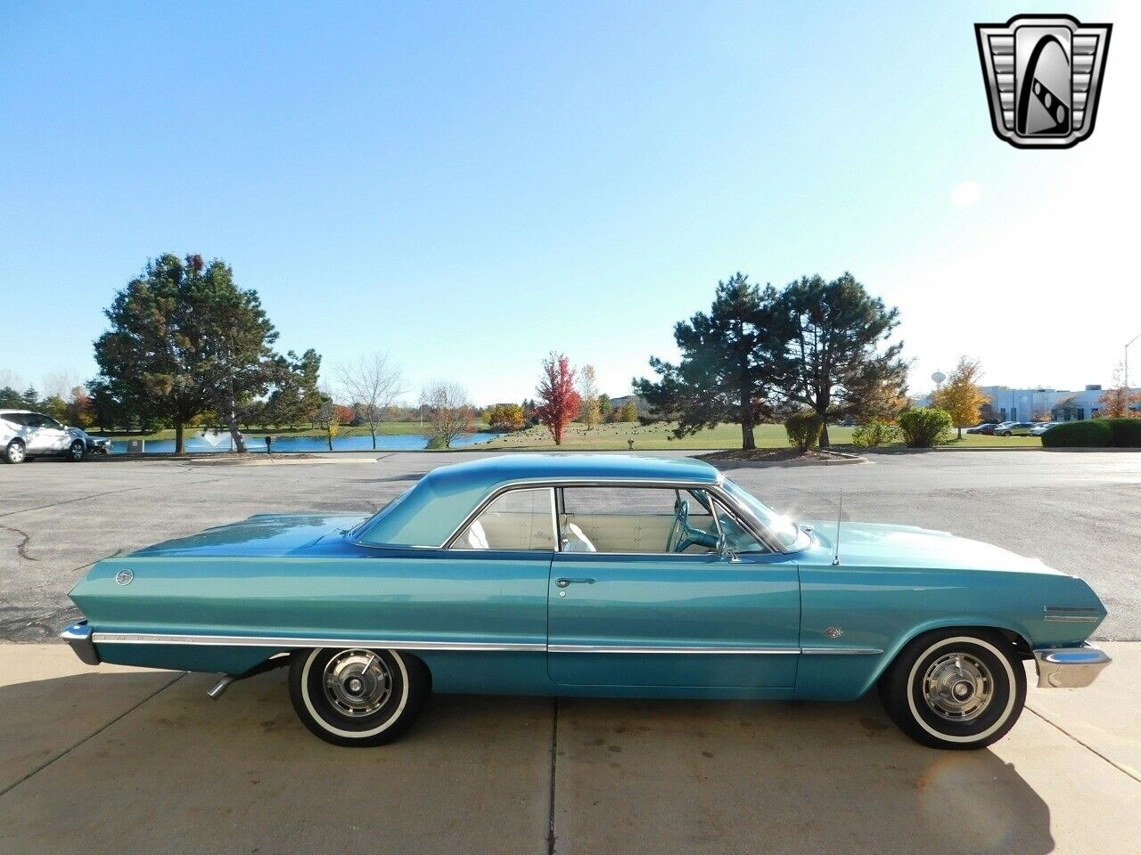 Chevrolet-Impala-Coupe-1963-4