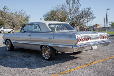 Chevrolet-Impala-Coupe-1963-5