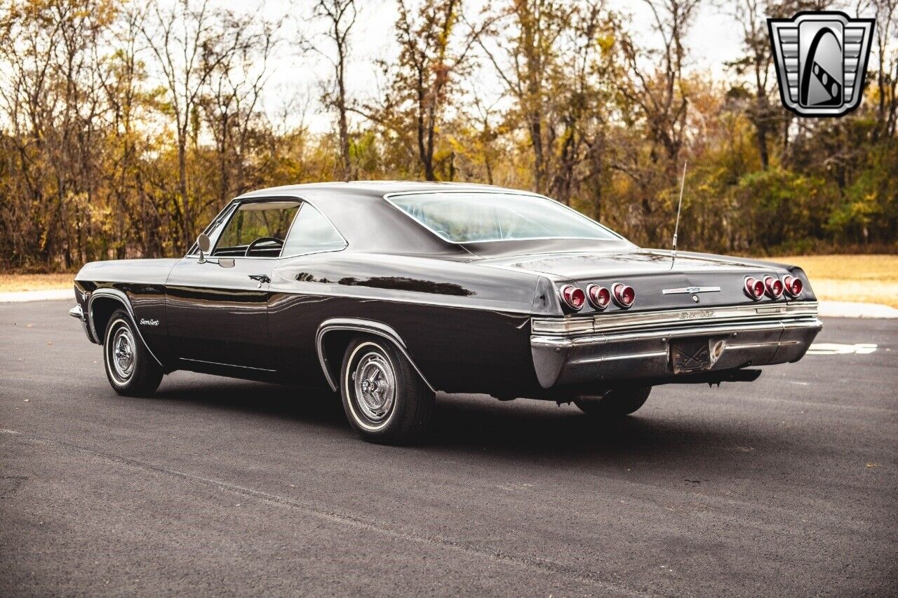 Chevrolet-Impala-Coupe-1965-4