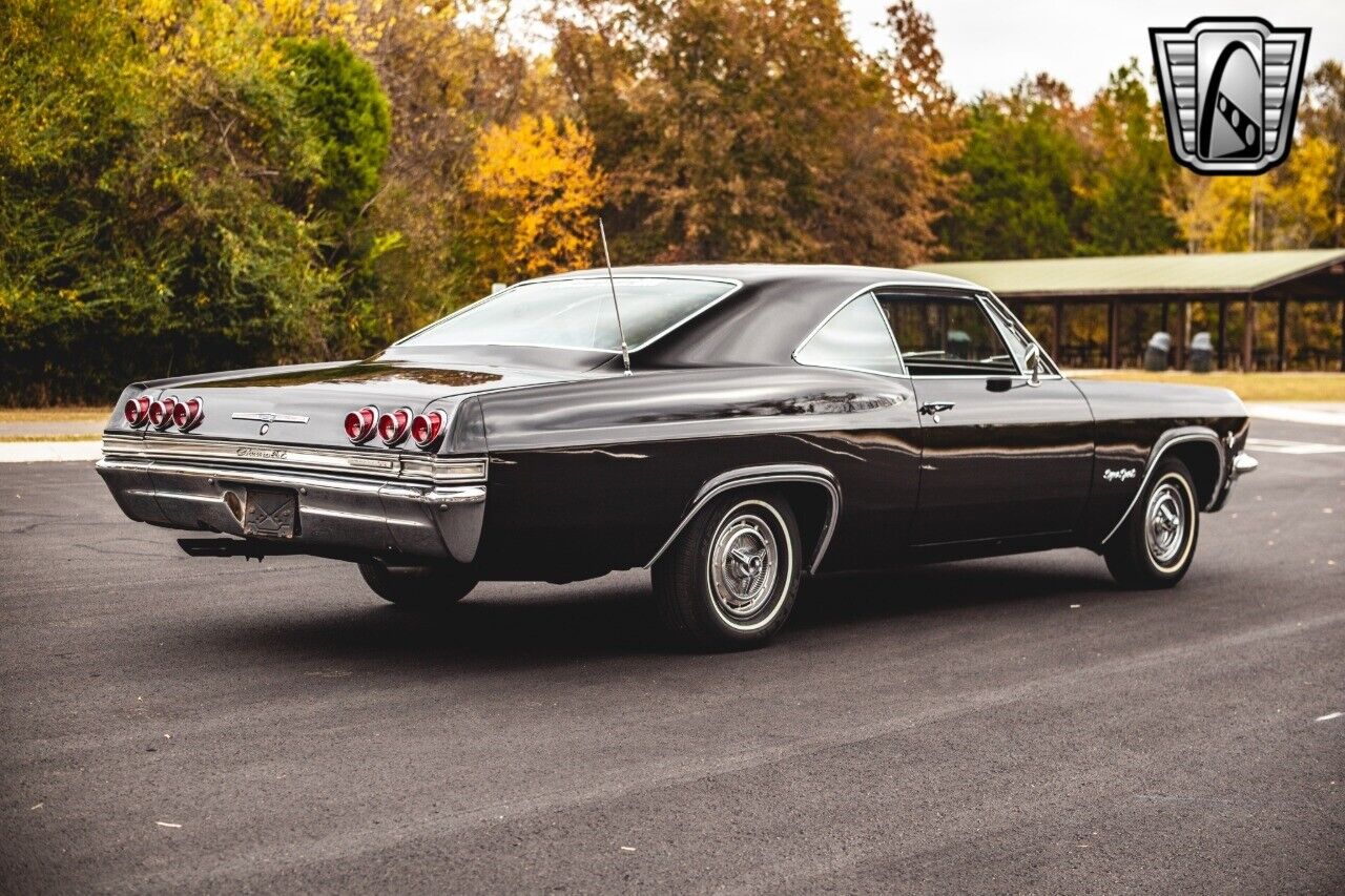 Chevrolet-Impala-Coupe-1965-6