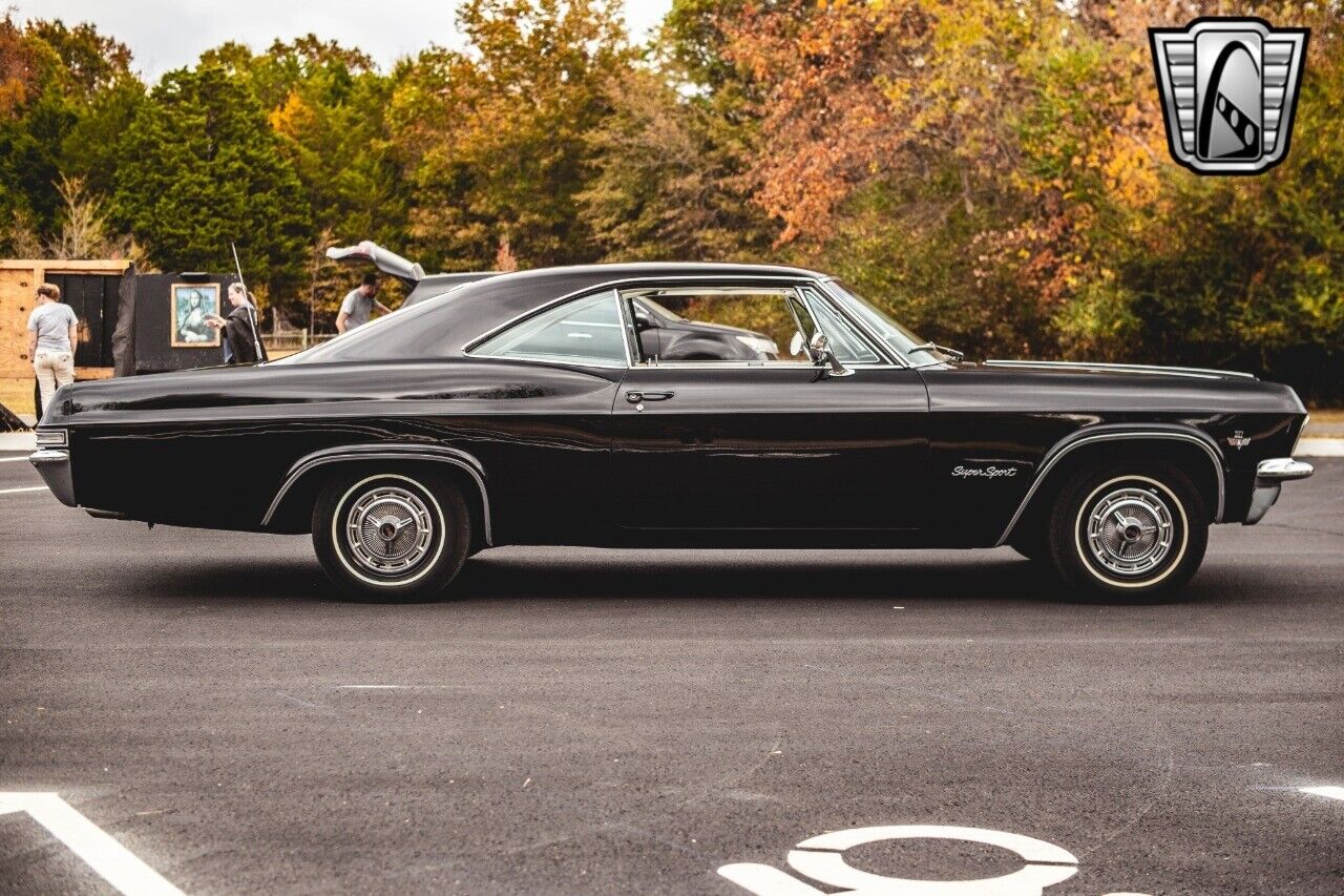 Chevrolet-Impala-Coupe-1965-7