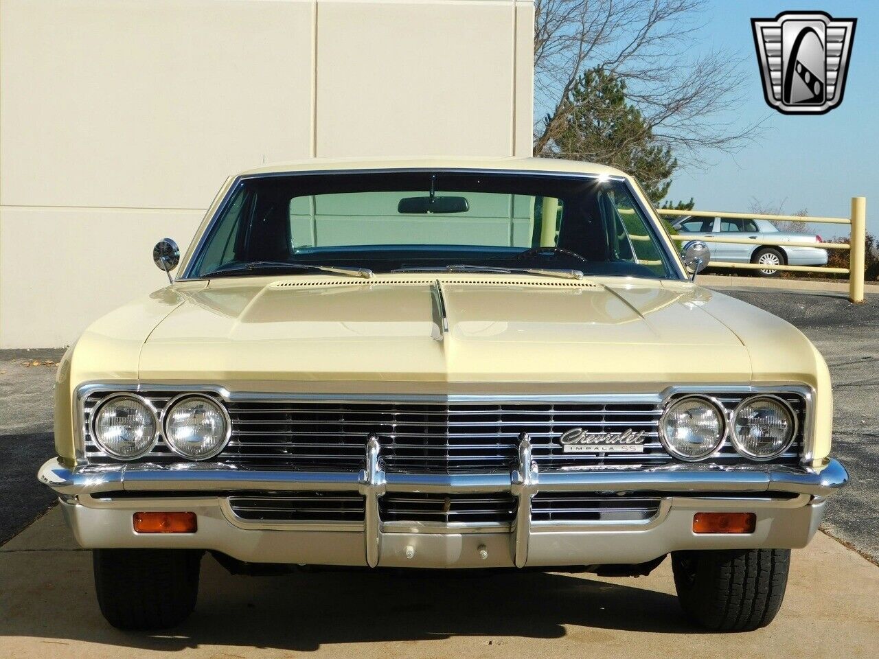 Chevrolet-Impala-Coupe-1966-6