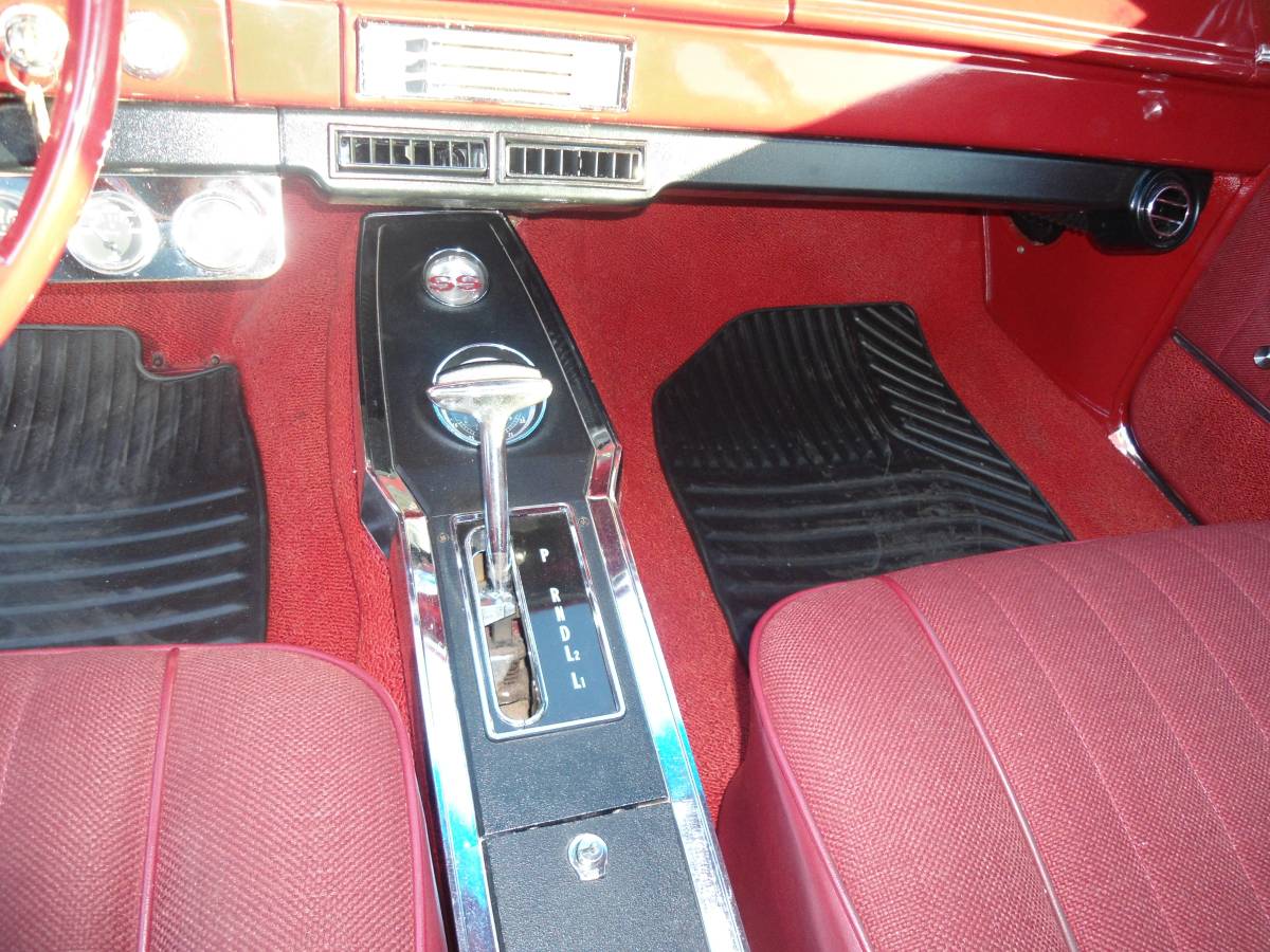 Chevrolet-Impala-biscayne-1965-6