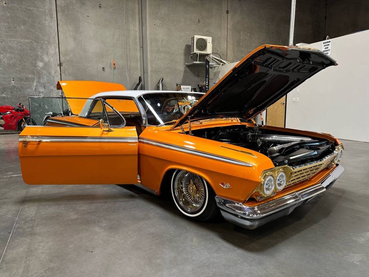 Chevrolet-Impala-restomod-1962-17