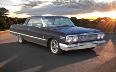 Chevrolet-Impala-ss-1963-3