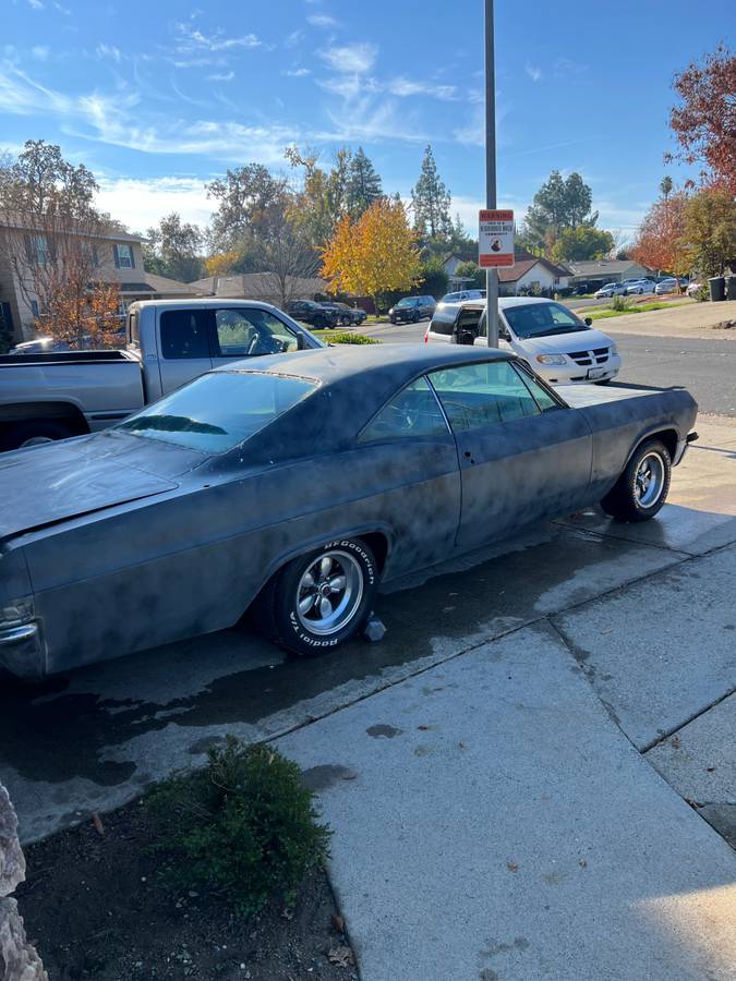 Chevrolet-Impala-ss-1965-1