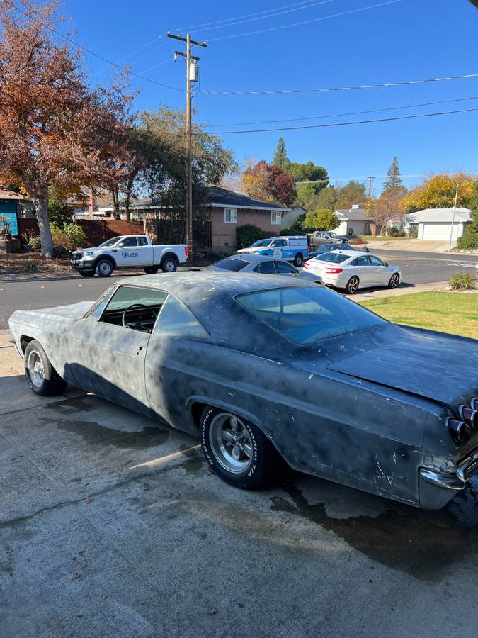 Chevrolet-Impala-ss-1965-4