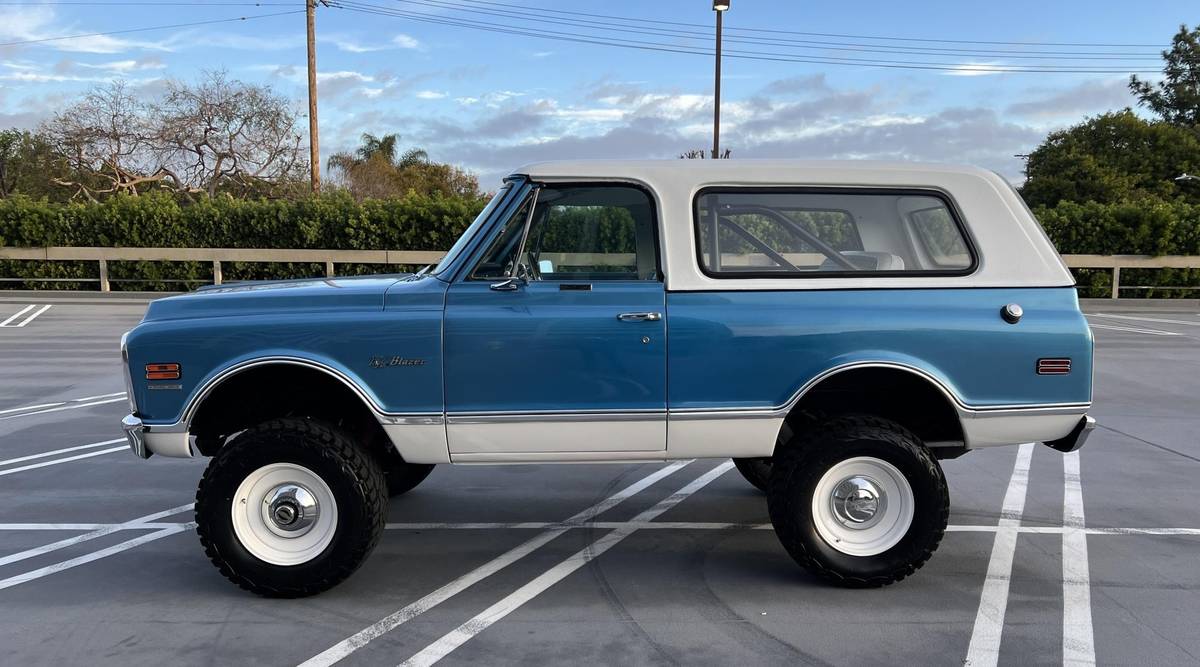 Chevrolet-K5-blazer-1970-1