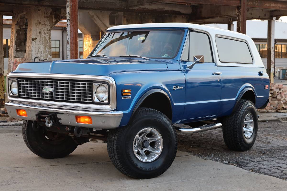 Chevrolet-K5-blazer-1971-12