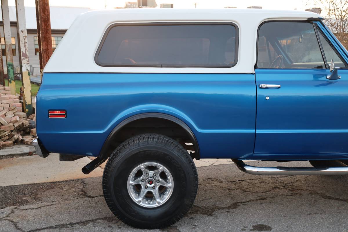 Chevrolet-K5-blazer-1971-14