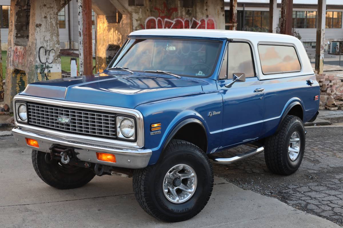 Chevrolet-K5-blazer-1971-2