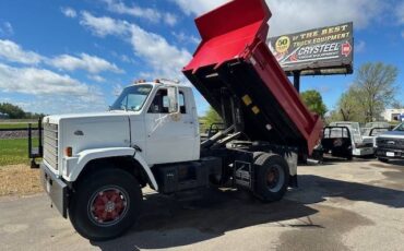 Chevrolet-Kodiak-c7500-diesel-1980