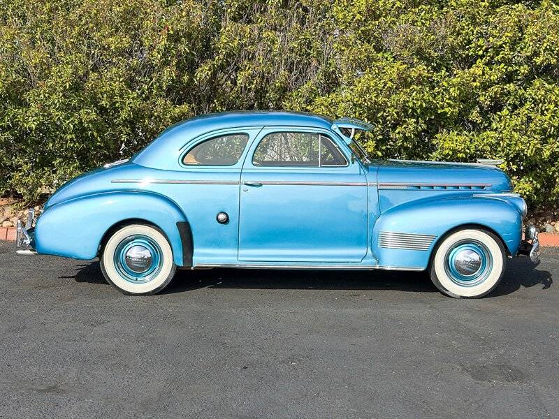 Chevrolet-Master-deluxe-2-door-business-coupe-1941-3