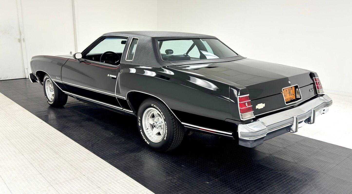 Chevrolet-Monte-Carlo-1977-2