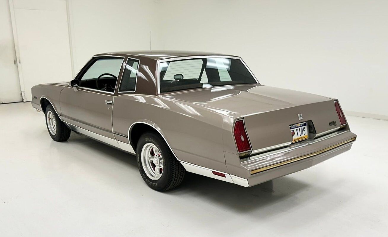 Chevrolet-Monte-Carlo-1984-2