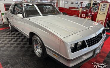 Chevrolet-Monte-Carlo-1987-1