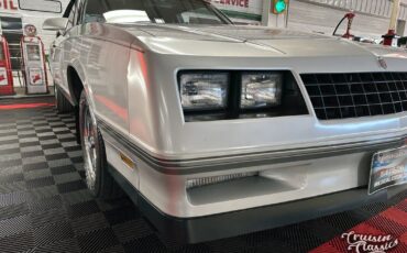 Chevrolet-Monte-Carlo-1987-3