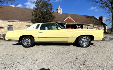 Chevrolet Monte Carlo Coupe 1977