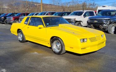 Chevrolet-Monte-Carlo-Coupe-1987-2