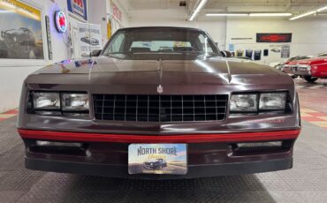 Chevrolet-Monte-Carlo-Coupe-1988-6