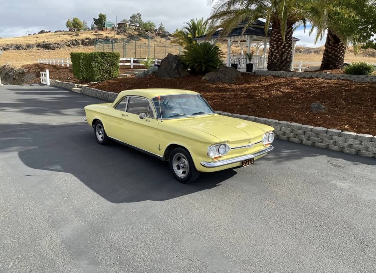 Chevrolet-Monza-coupe-1964-11