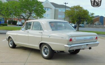 Chevrolet-Nova-Berline-1965-4