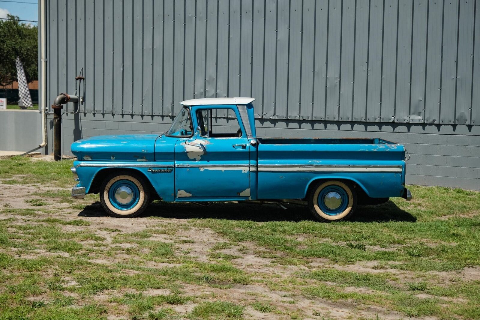 Chevrolet-Other-Pickups-1960-1