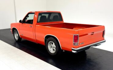 Chevrolet-S-10-Pickup-1986-2