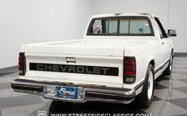 Chevrolet-S-10-Pickup-1987-11