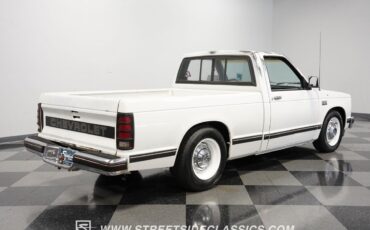 Chevrolet-S-10-Pickup-1987-12