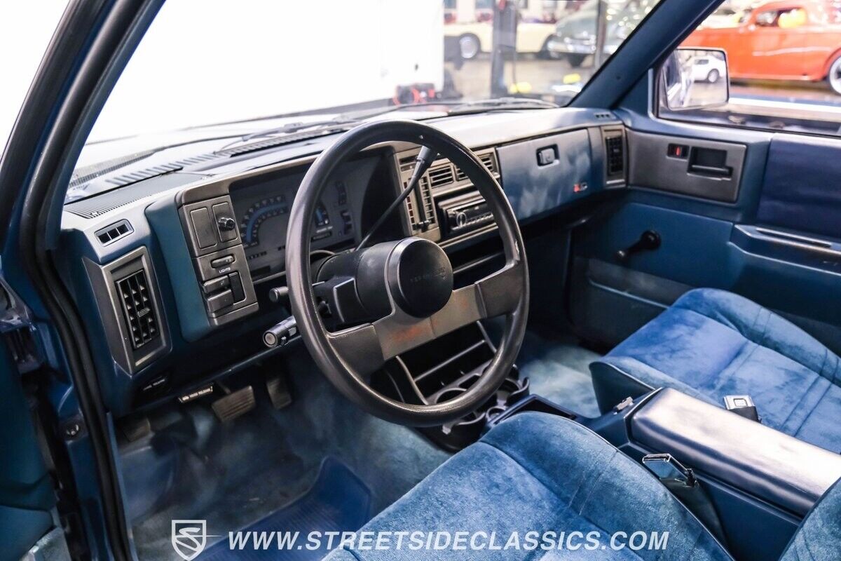 Chevrolet-S-10-Pickup-1991-4