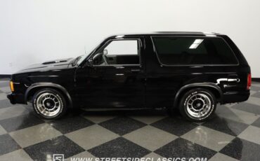 Chevrolet-S-10-SUV-1985-2