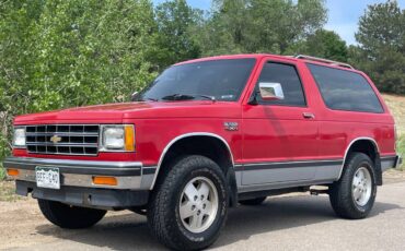 Chevrolet-S10-blazer-1989-18