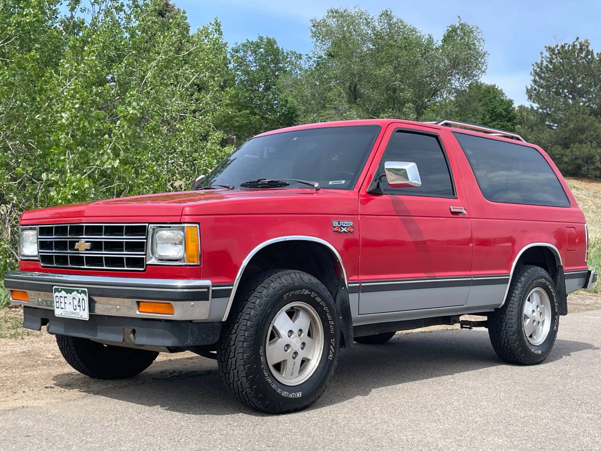 Chevrolet-S10-blazer-1989-18