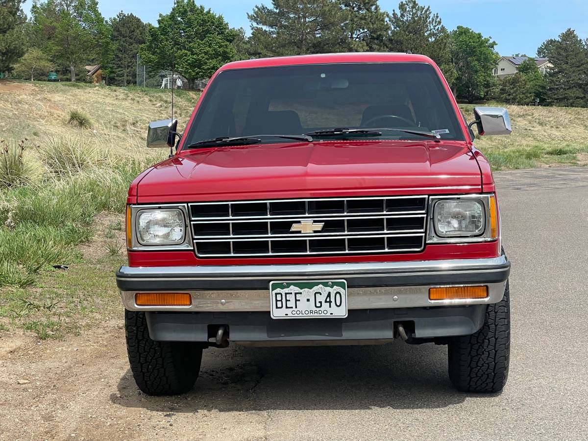 Chevrolet-S10-blazer-1989-3