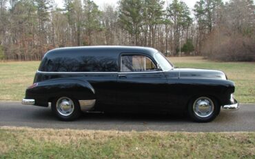 Chevrolet-Sedan-delivery-1952-1