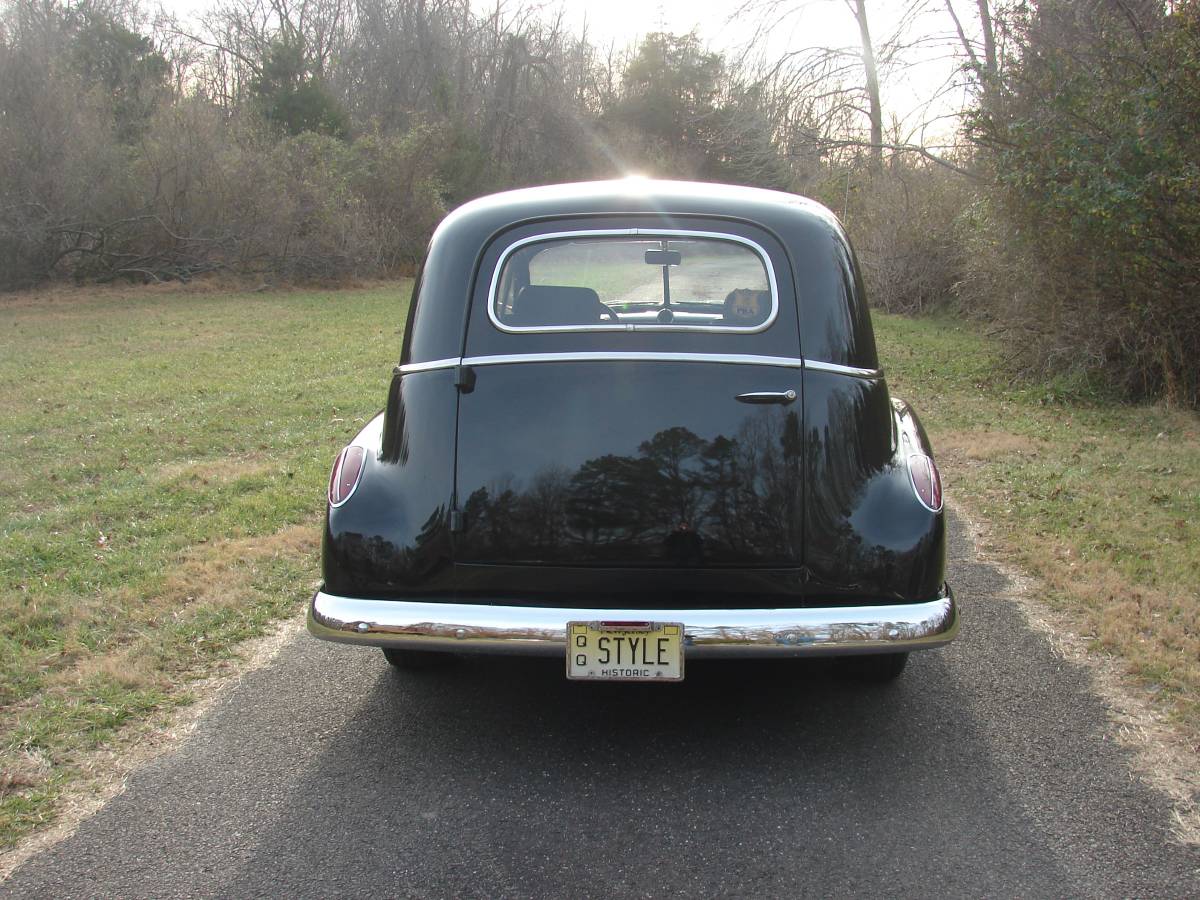 Chevrolet-Sedan-delivery-1952-2