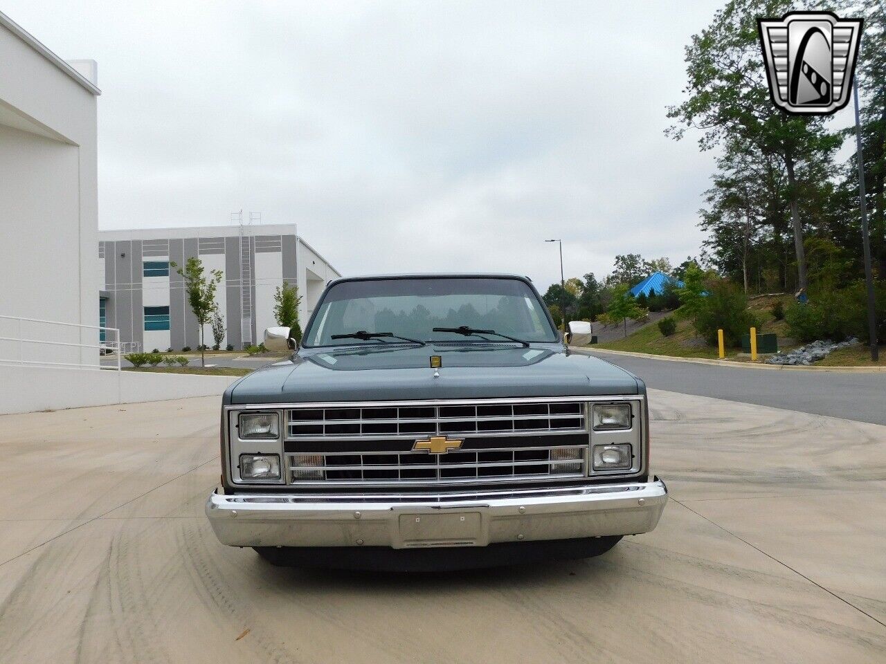 Chevrolet-Silverado-1500-Pickup-1986-3