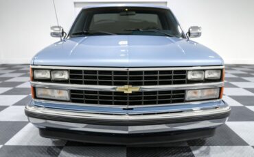 Chevrolet-Silverado-1500-Pickup-1989-1