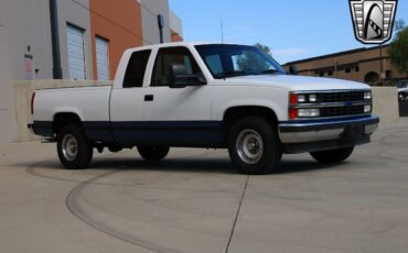 Chevrolet-Silverado-1500-Pickup-1989-6