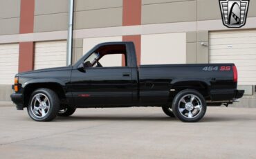 Chevrolet-Silverado-1500-Pickup-1990-3