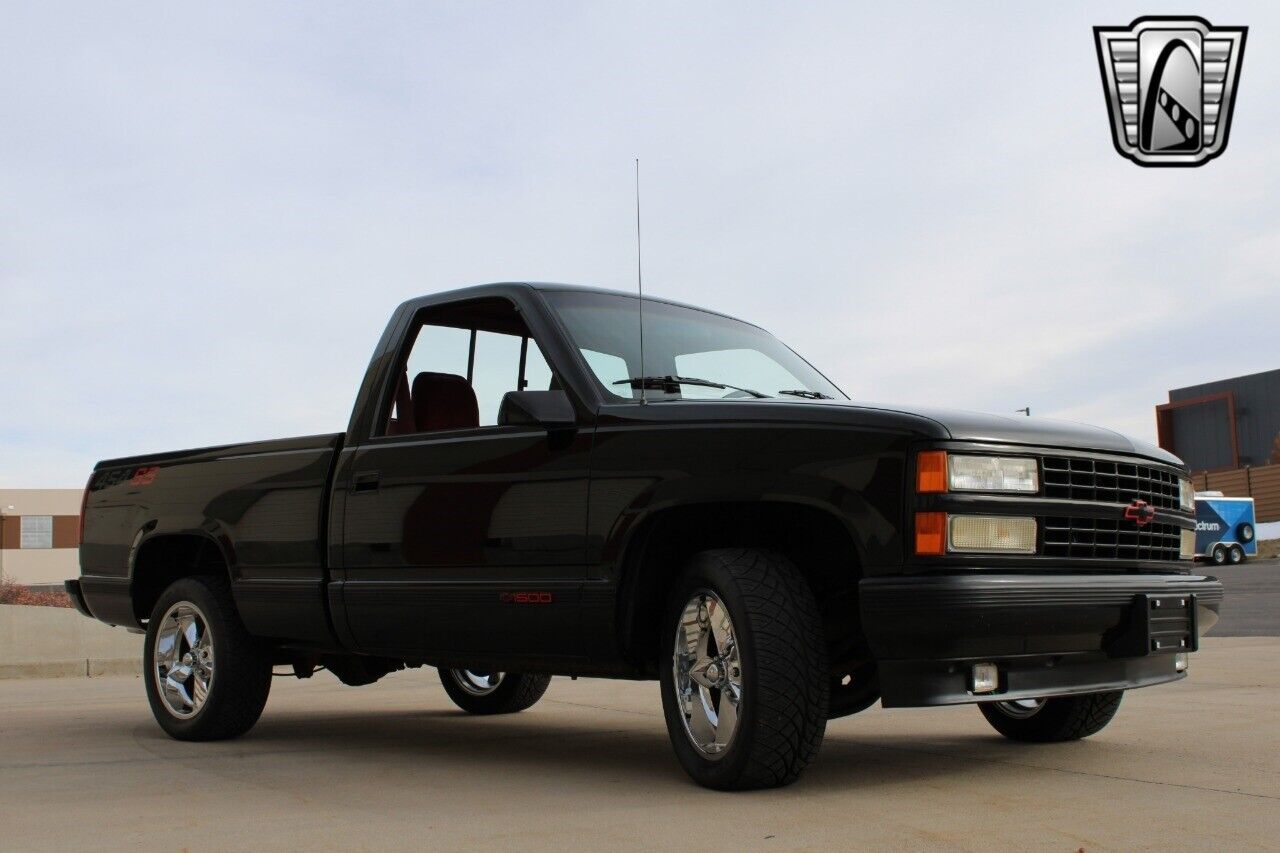 Chevrolet-Silverado-1500-Pickup-1990-8