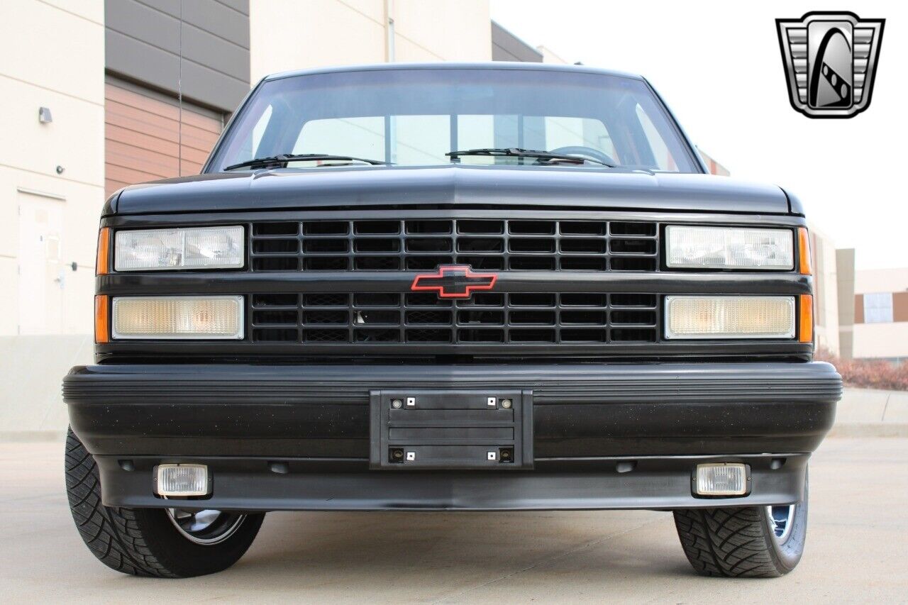 Chevrolet-Silverado-1500-Pickup-1990-9