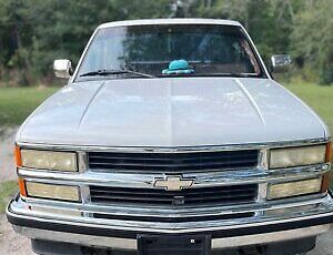 Chevrolet-Silverado-1500-Pickup-1991-1